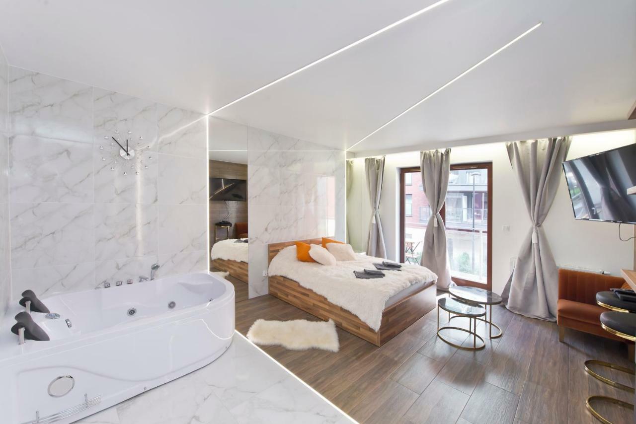 Yourapart Chmielna Park Exclusive Z Wanna Wolnostojaca Lub Jacuzzi Гданськ Екстер'єр фото