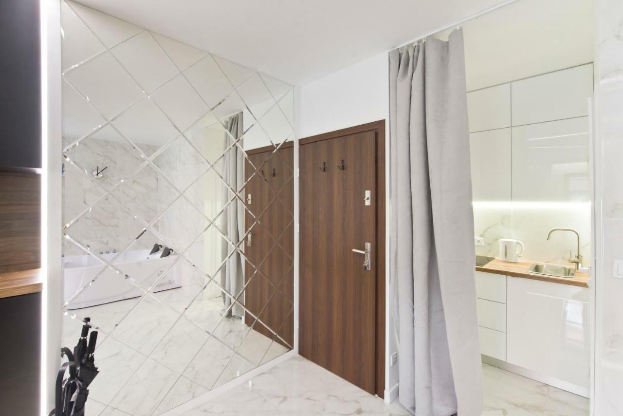 Yourapart Chmielna Park Exclusive Z Wanna Wolnostojaca Lub Jacuzzi Гданськ Екстер'єр фото